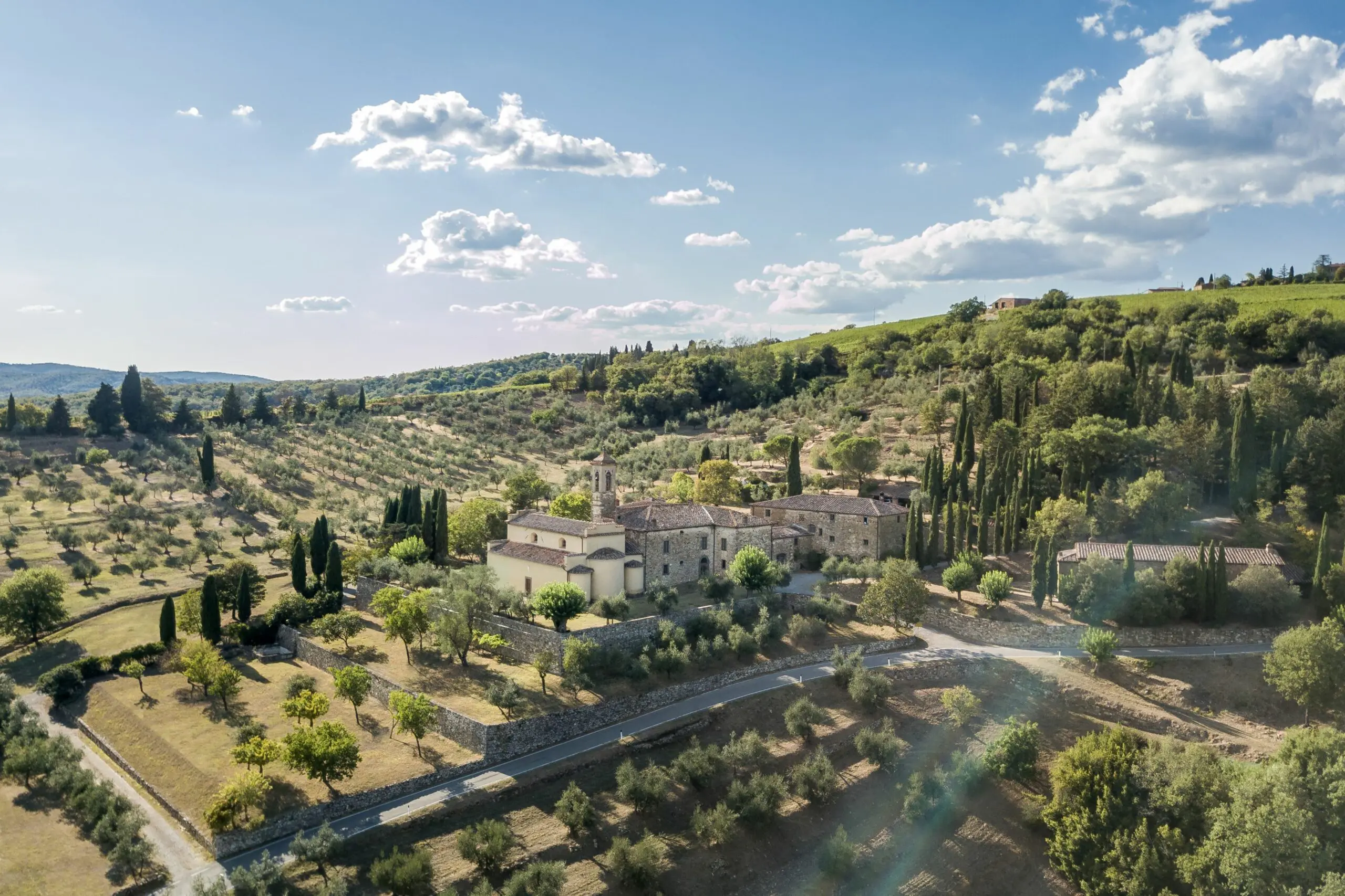 Pieve Aldina vista dall'alto toscana chianti