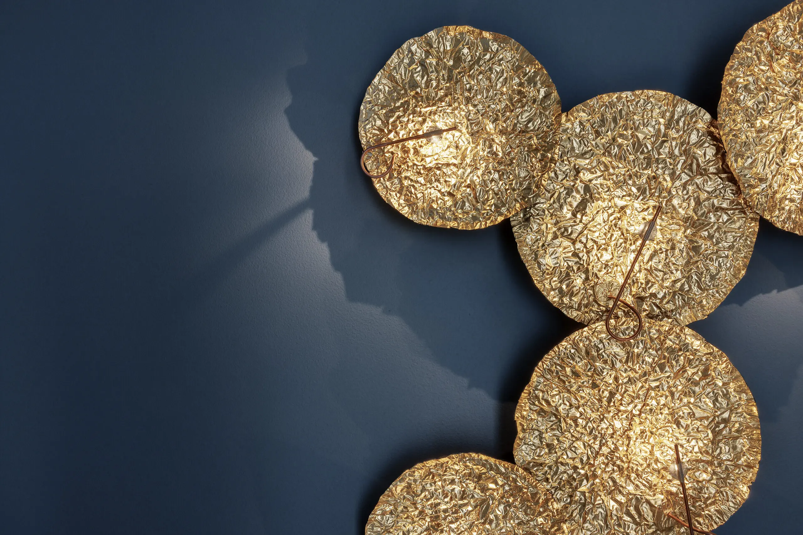 Gold Moon, la composizione luminosa di Catellani & Smith