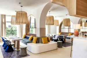 Cala Ponte di Polignano a Mare, Puglia, Marriott