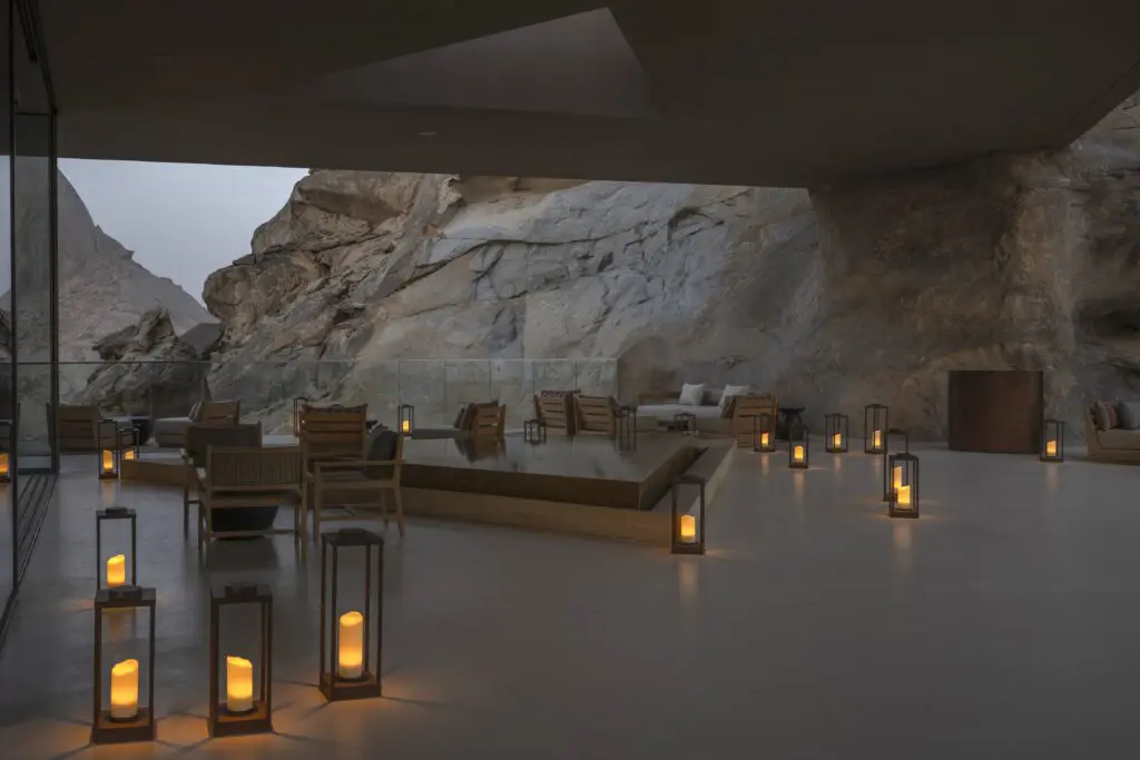 Linea Light Group per il Desert Rock Resort in Arabia Saudita