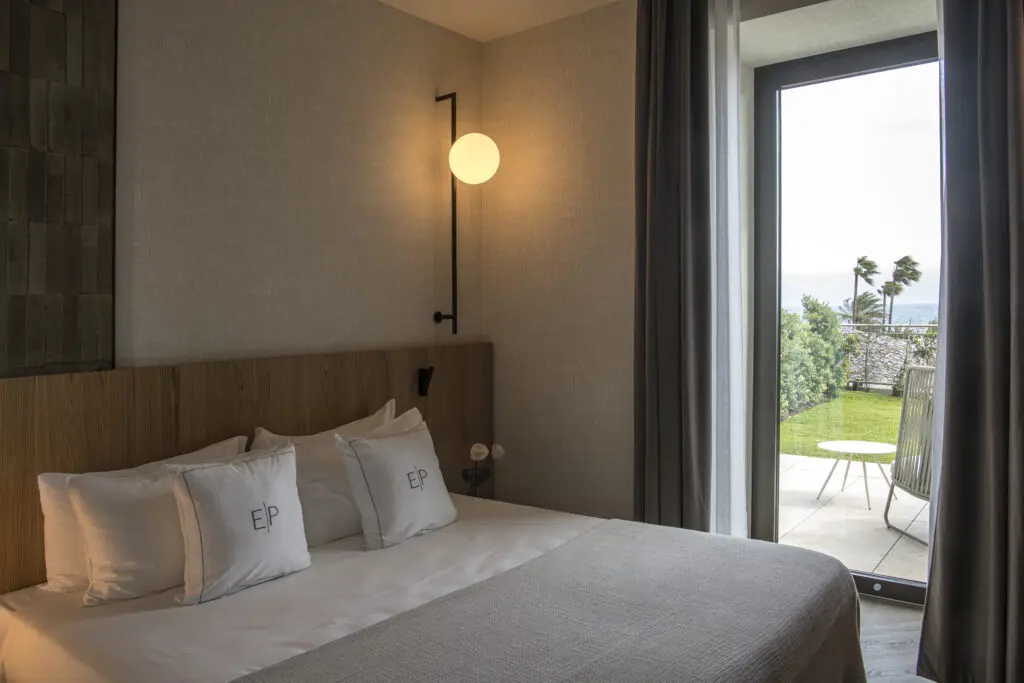 Europa Palace Hotel, camera deluxe vista mare