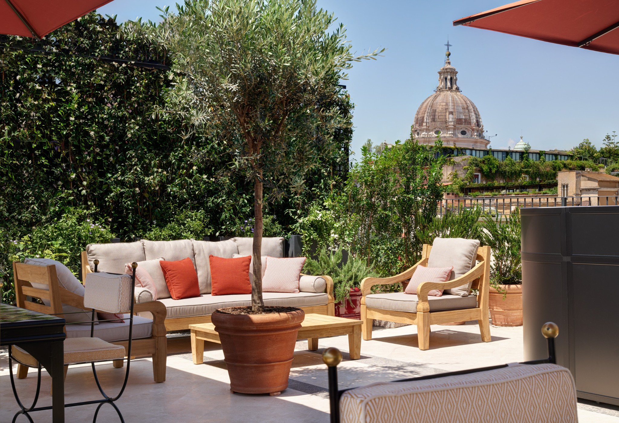 La terrazza dell'Hotel d'Inghilterra
