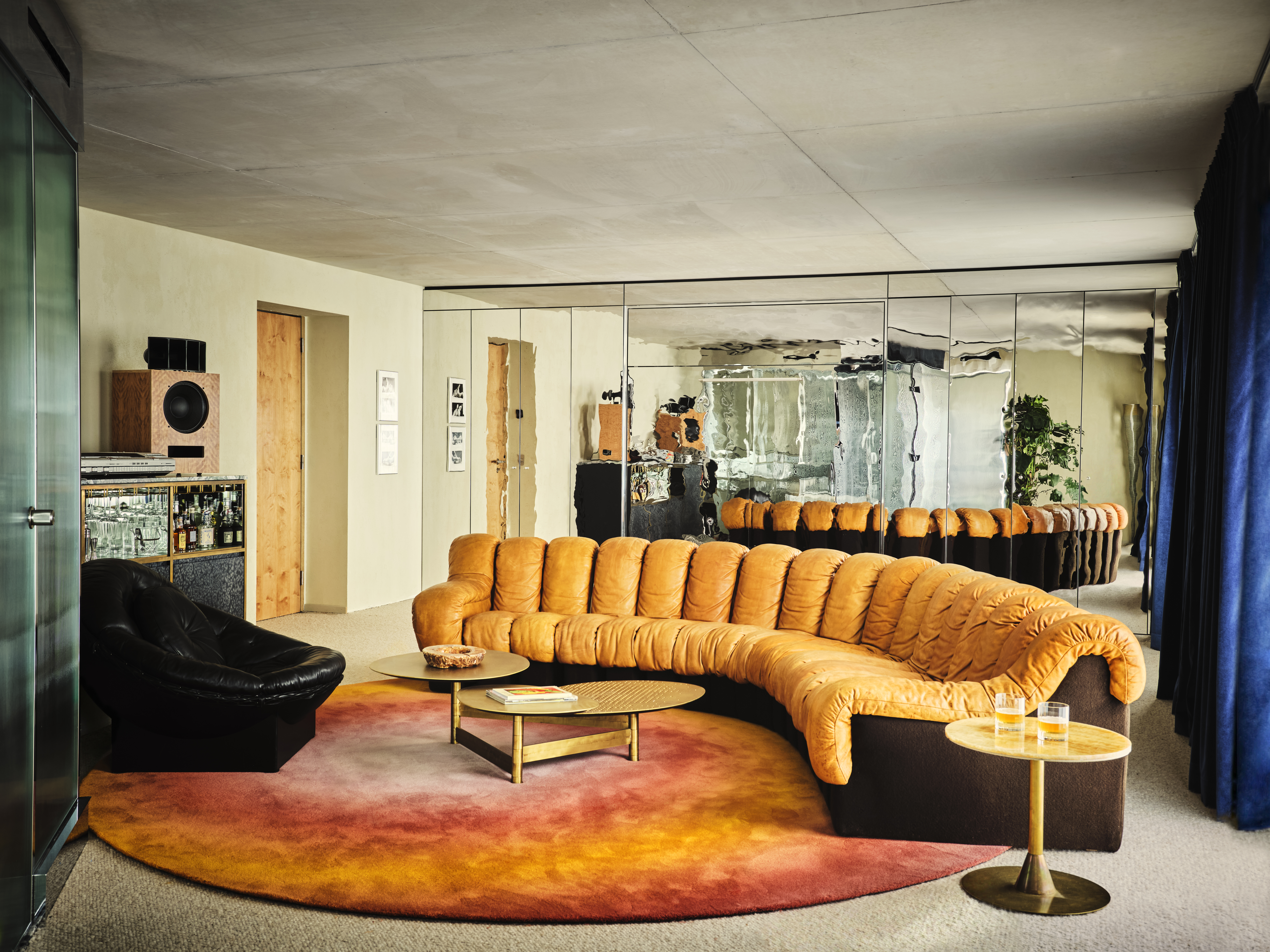 Bus Palladium, la Suite DalÍ